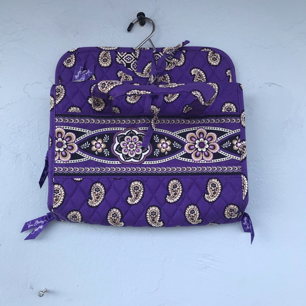 Vera Bradley organization